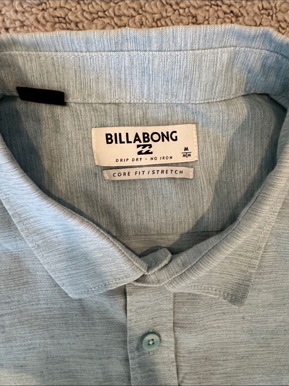 Billabong Light Green Short Sleeve Button-Up Shirt and Volcom Gray Shorts set up